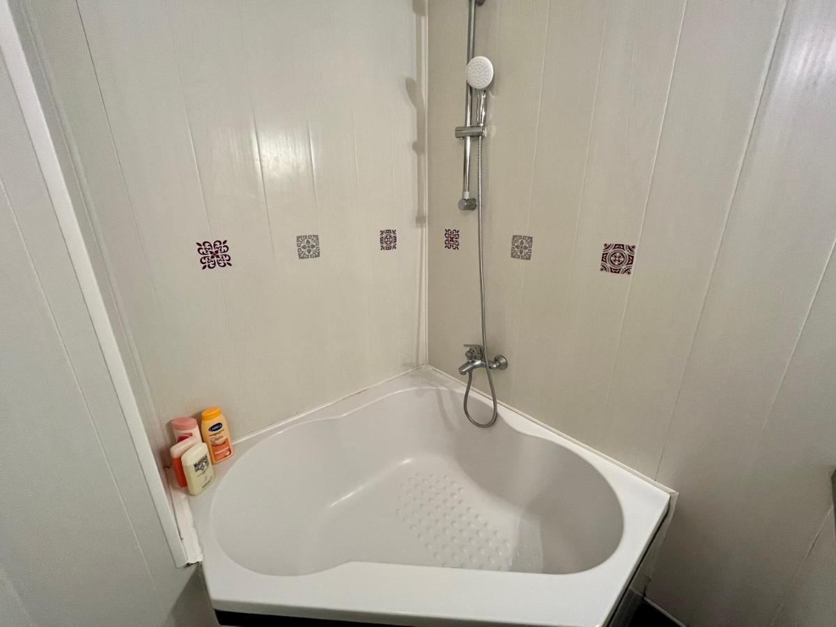 Appartement 2 Chambres - Lits King Size - Wifi - Baignoire Le Puy-en-Velay Экстерьер фото
